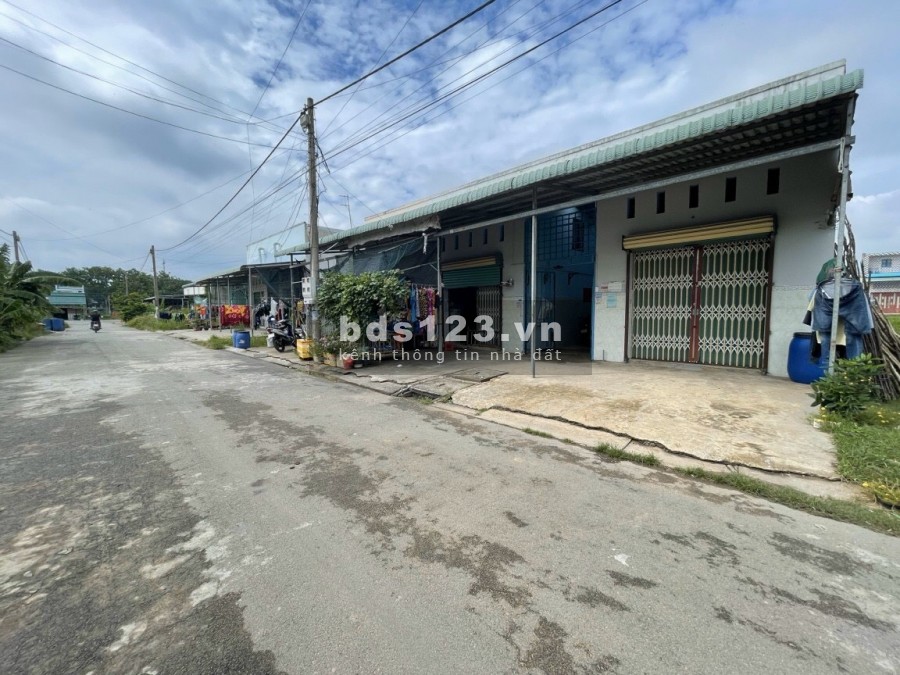 Sang ngay 14 phòng đang cho thuê gấp 25 triệu/tháng, giá 1.8 tỷ