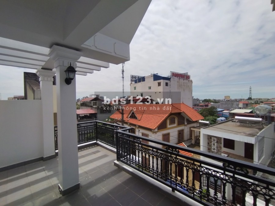 Nhà đẹp Ngõ Phố Thiên Lôi, 80m2 4 tầng. giá mềm nhất khu vực 5,6 tỷ