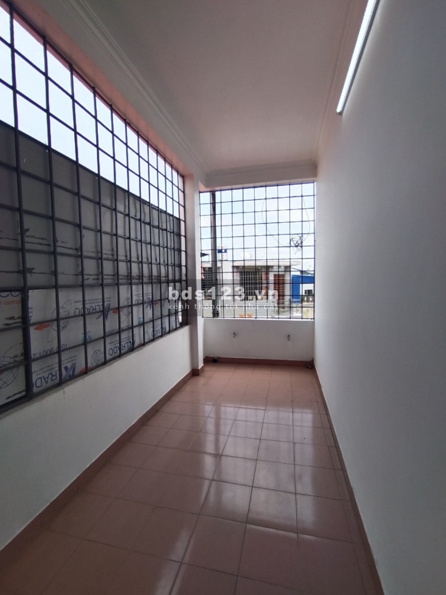 Nhà đẹp Ngõ Phố Thiên Lôi, 80m2 4 tầng. giá mềm nhất khu vực 5,6 tỷ