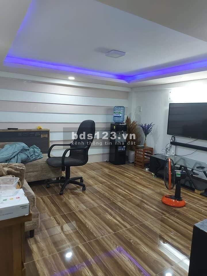 Bán Nhà Dương Dương Bá Trạc 50M 1 Trệt, 2 Lầu, ST, giá chỉ 3,62 tỷ, Quận 8