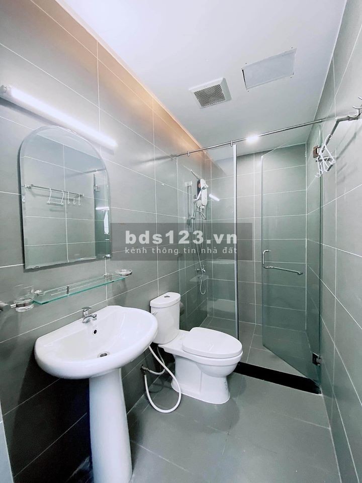 Cho thuê phòng trọ dạng căn hộ có gác mới 100% ở Bàu Cát Tân Bình