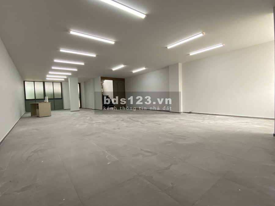 Cho thuê văn phòng 560m2, hầm 4 sàn trống suốt, phường An Phú, Quận 2
