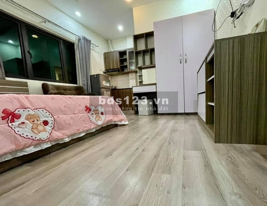 Bán chung cư mini 9 tỷ Triều Khúc 80m2, 7 tầng thang máy, dòng tiền 70 triệu/thang, lh 0975533041