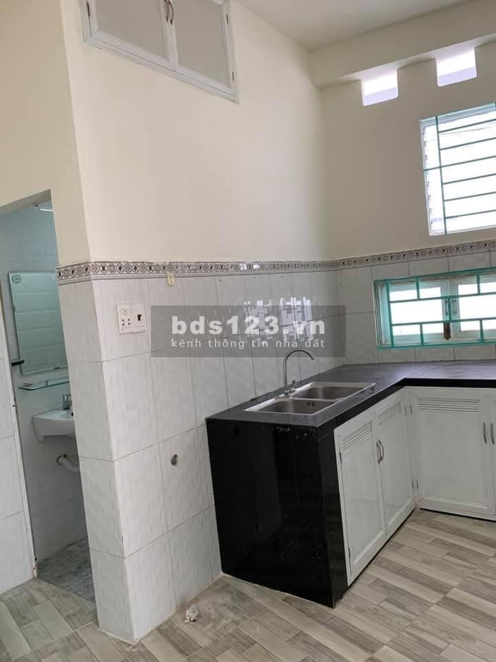 Bán nhà 2 tầng hẻm 7m CMT8 P13 Q10, dt 48m2 vị trí kinh doanh