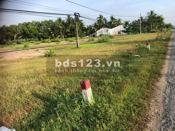 Mặt tiền siêu to Quốc Lộ Trà Vinh, dt 10000m2, có 102, mặt bằng san lắp phẳng