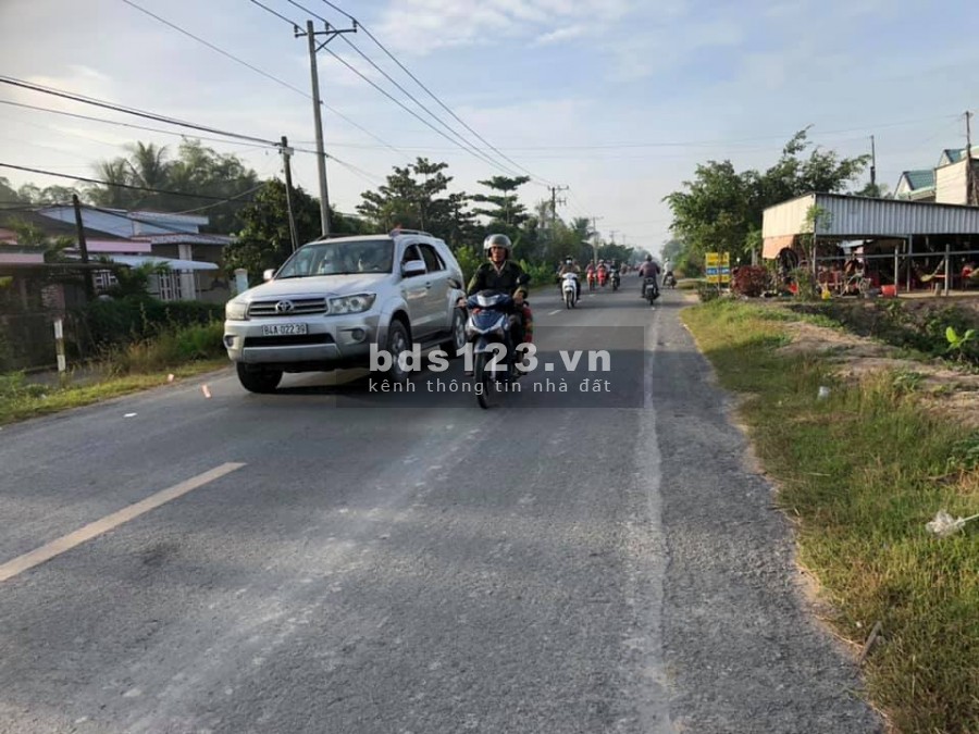 Mặt tiền siêu to Quốc Lộ Trà Vinh, dt 10000m2, có 102, mặt bằng san lắp phẳng