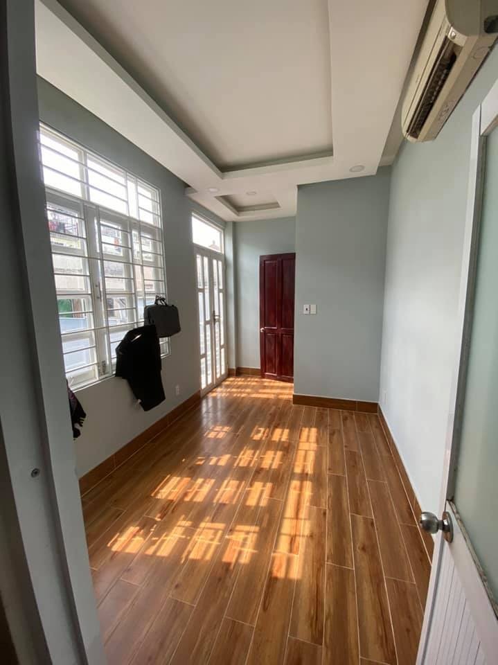 Bán nhà đường Điện Biên Phủ, hẻm xe hơi Quận 10, diện tích dt 42m2 giá 5.9 Tỷ