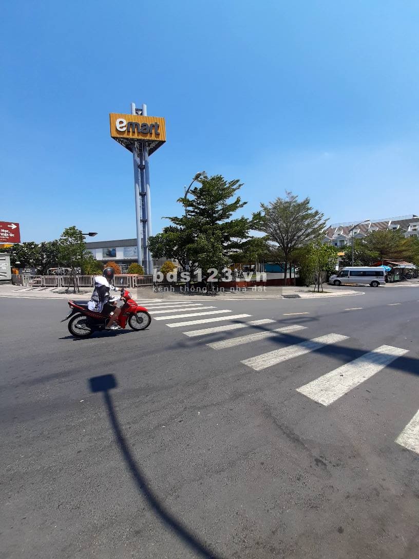 (Gò Vấp)Bán đất vị trí đẹp, xe hơi vào nhà, Dương Quảng Hàm, dt 50m2, 4 tỷ
