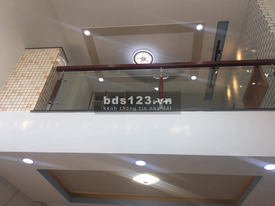 Bán nhà huỳnh văn bánh phường 17 quận phú nhuận 74m2 giá bán 17,5 tỷ