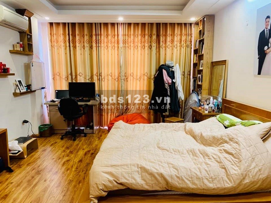 Cần bán gấp nhà Trần Phú, trung tâm Quận Hà Đong, diện tích 58m2, mt 4.5m, giá 3.75 tỷ