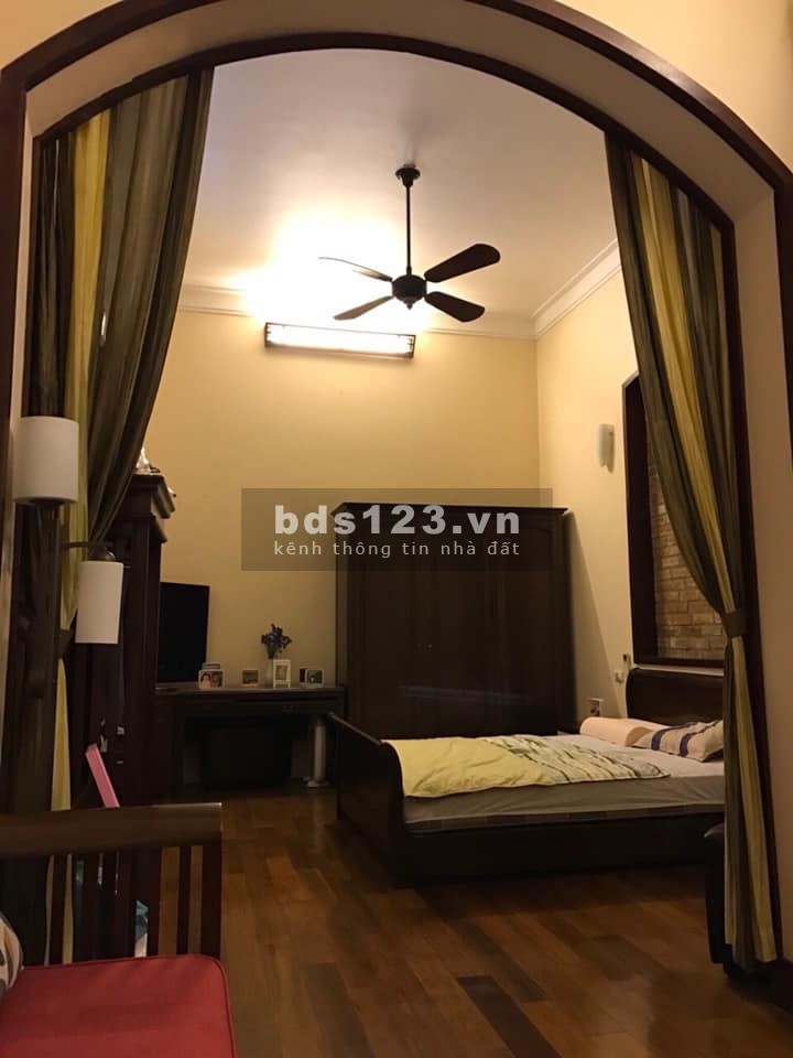 Cần bán biệt thư phố Lý Nam Đế Quận Hoàn Kiếm, hiếm nhà bán, an ninh tuyệt đối
