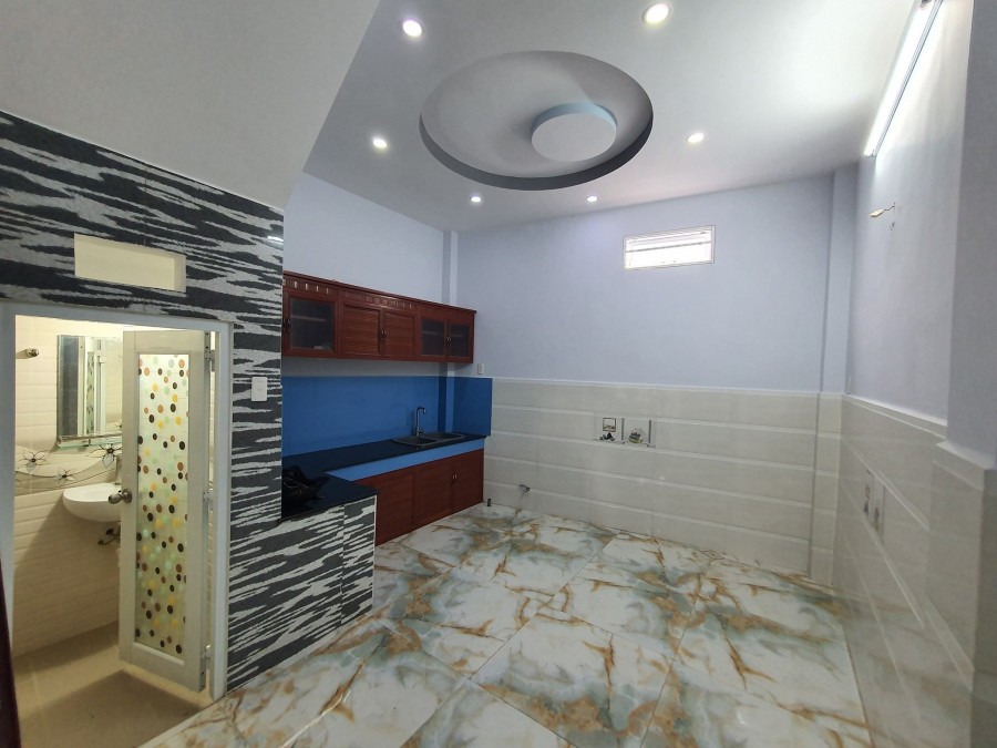 Chủ bán nhà. hẻm xe hơi quay đầu 45m2, 3 tầng, nở hậu, 4.5 tỷ Quang Trung, Gò Vấp