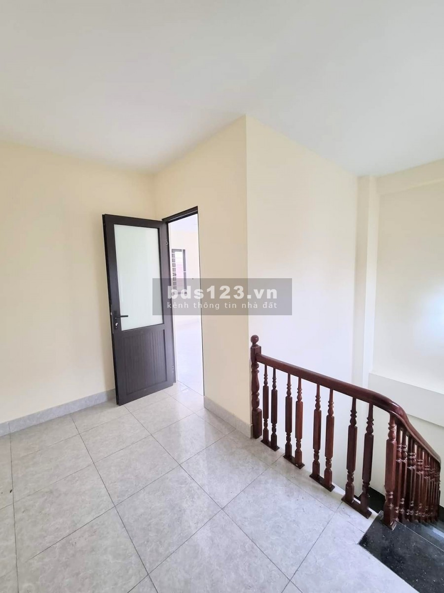 Bán Nhà Đẹp Đông Ngạc, Ôtô Vào Nhà, Dt 35m2 x 5 Tầng, Giá 3.2 Tỷ.