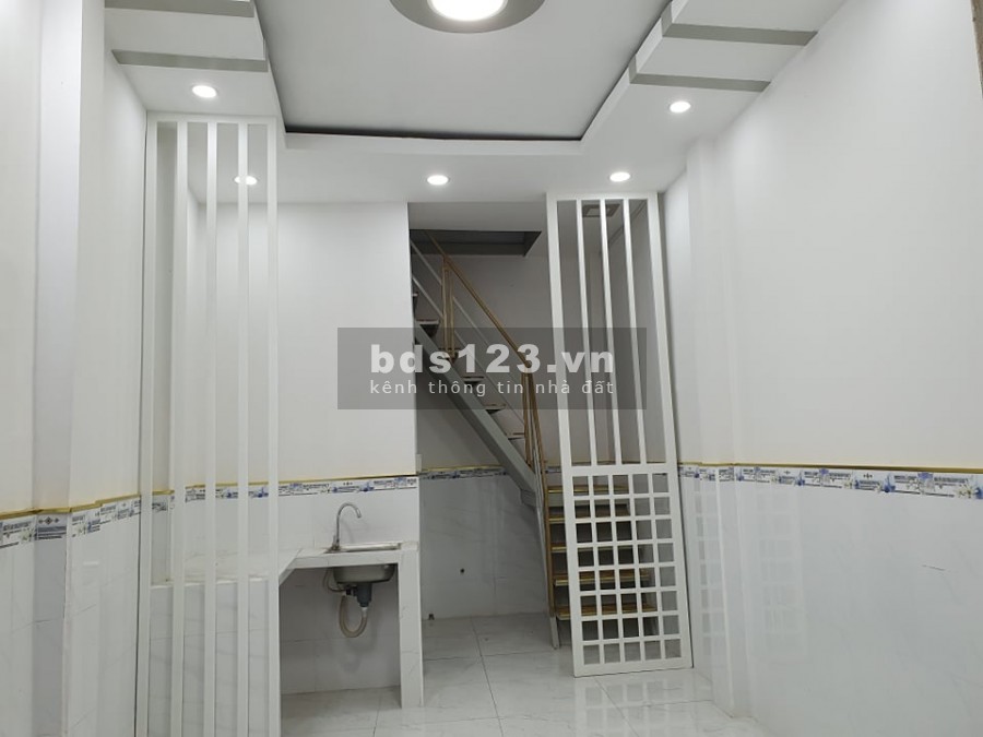 Chính chủ cần tiền bán nhà nguyên căn Quận Bình Thạnh diện tích 64m2 giá 5 tỷ