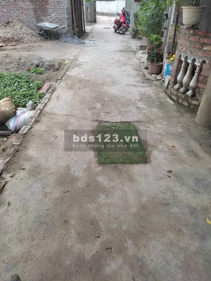 Bán đất Ngọc Thuỵ, giá tốt nhất thị trường, dt 35m2, mt 5m, giá 1.3 tỷ
