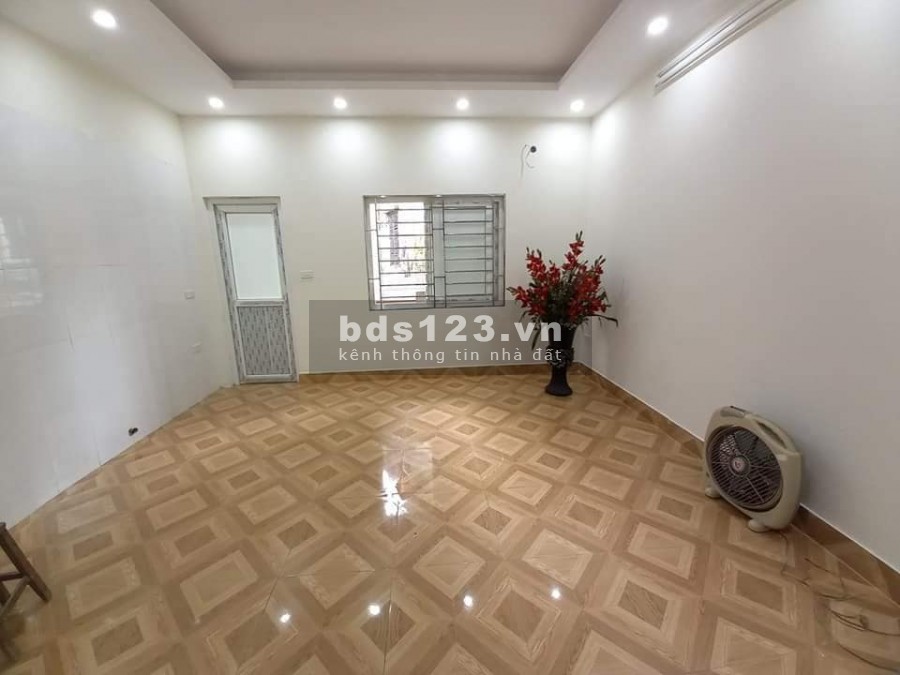 Siêu hot phố Ngọc Hà, 4 tầng, 29m, gần Lăng Bác, chỉ 2.45 tỷ, 0367971223.