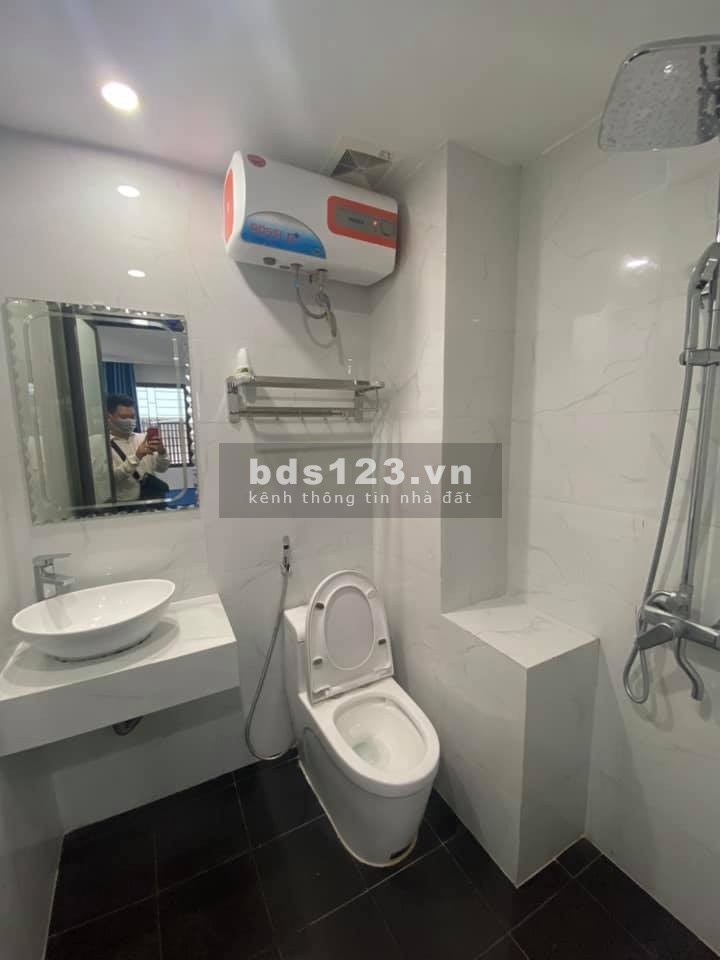 Bán chung cư Mini Quan Hoa dt 130m2, 6 tầng, 30 phòng khép kín, giá bán 25,3 tỷ