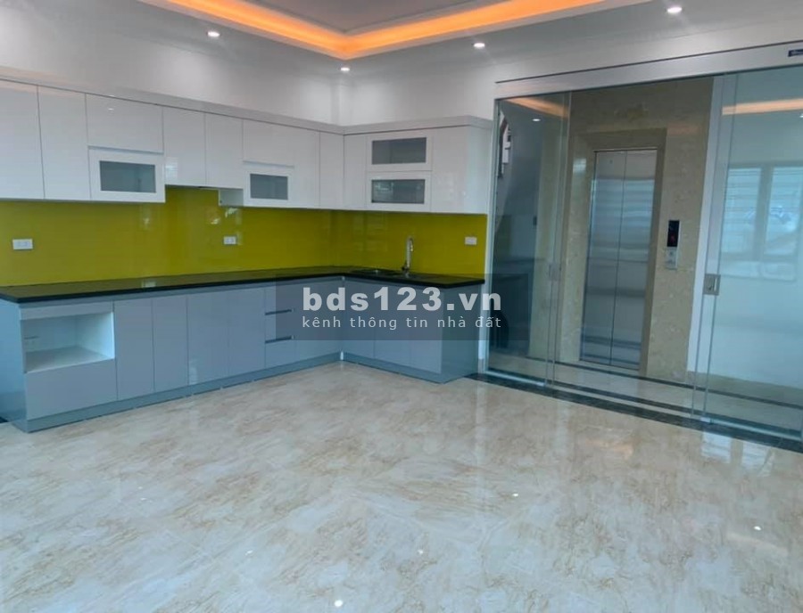 Nhà Đống Đa, 50m2x6T, MT 5,6m, lô góc, thang máy, ô tô, kinh doanh, giá 8,45 tỷ