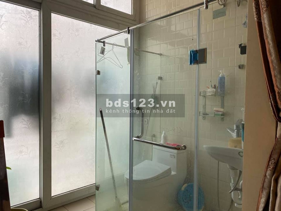 Bán nhà tại Đường Kim Mã, Ba Đình, Hà Nội diện tích 24m2 giá 2.65 Tỷ, ngõ thông
