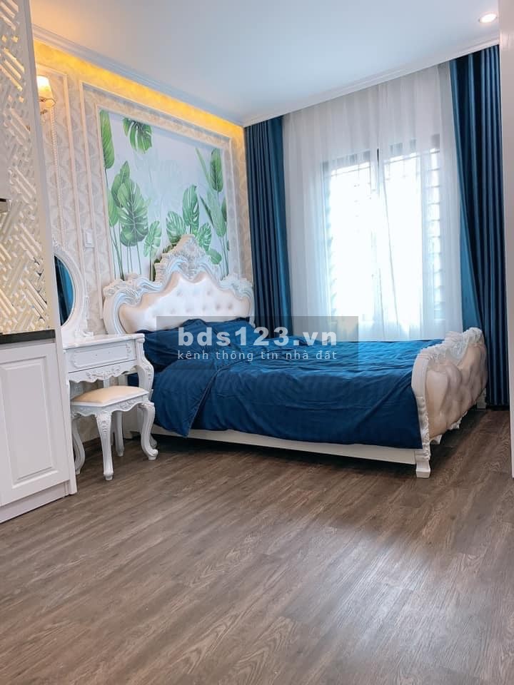 Bán chung cư Mini Quan Hoa dt 130m2, 6 tầng, 30 phòng khép kín, giá bán 25,3 tỷ