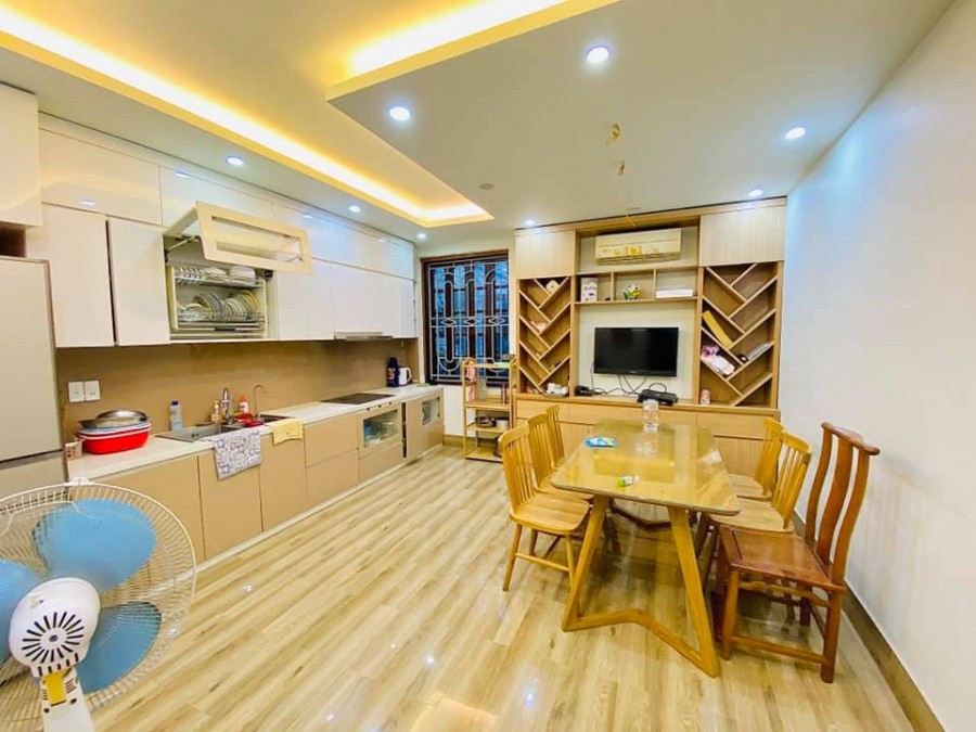 Bán gấp căn hộ LK Văn Quán, vị trí kinh doanh, 71m2, 5 tầng giá chỉ 11.5 tỷ (có thương lượng)