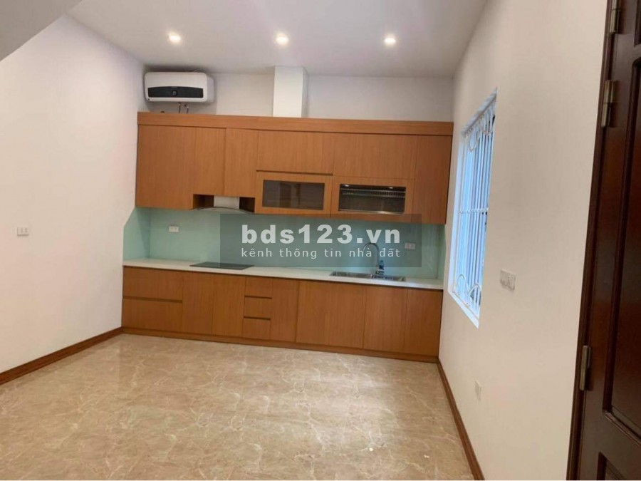 Bán nhà lô góc 2 mặt ô to tránh ngõ 78 Duy Tân diện tích 55m2, 4 tầng, mt 4m, giá bán 12,5 tỷ