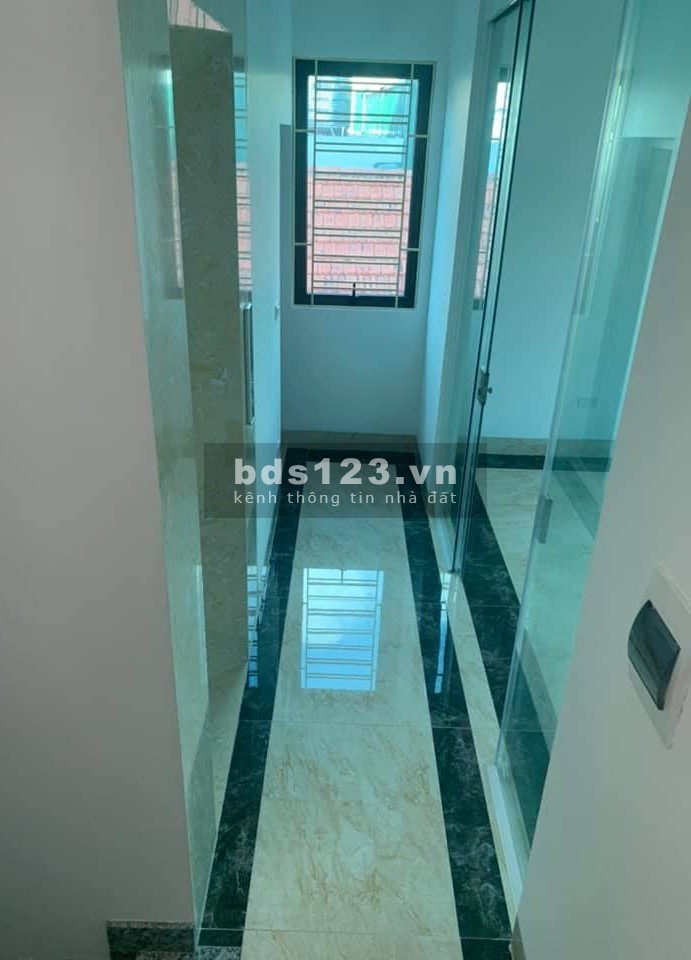 Nhà Đống Đa, 50m2x6T, MT 5,6m, lô góc, thang máy, ô tô, kinh doanh, giá 8,45 tỷ