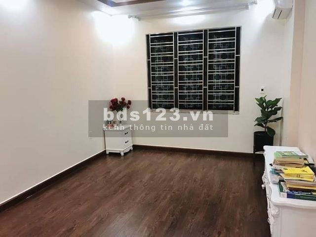 Bán nhà nhỏ xinh nhà tổ 3 Đa Sỹ dt 35m2, 3 ngủ 3wc ô tô 20m chỉ 1.65 tỷ
