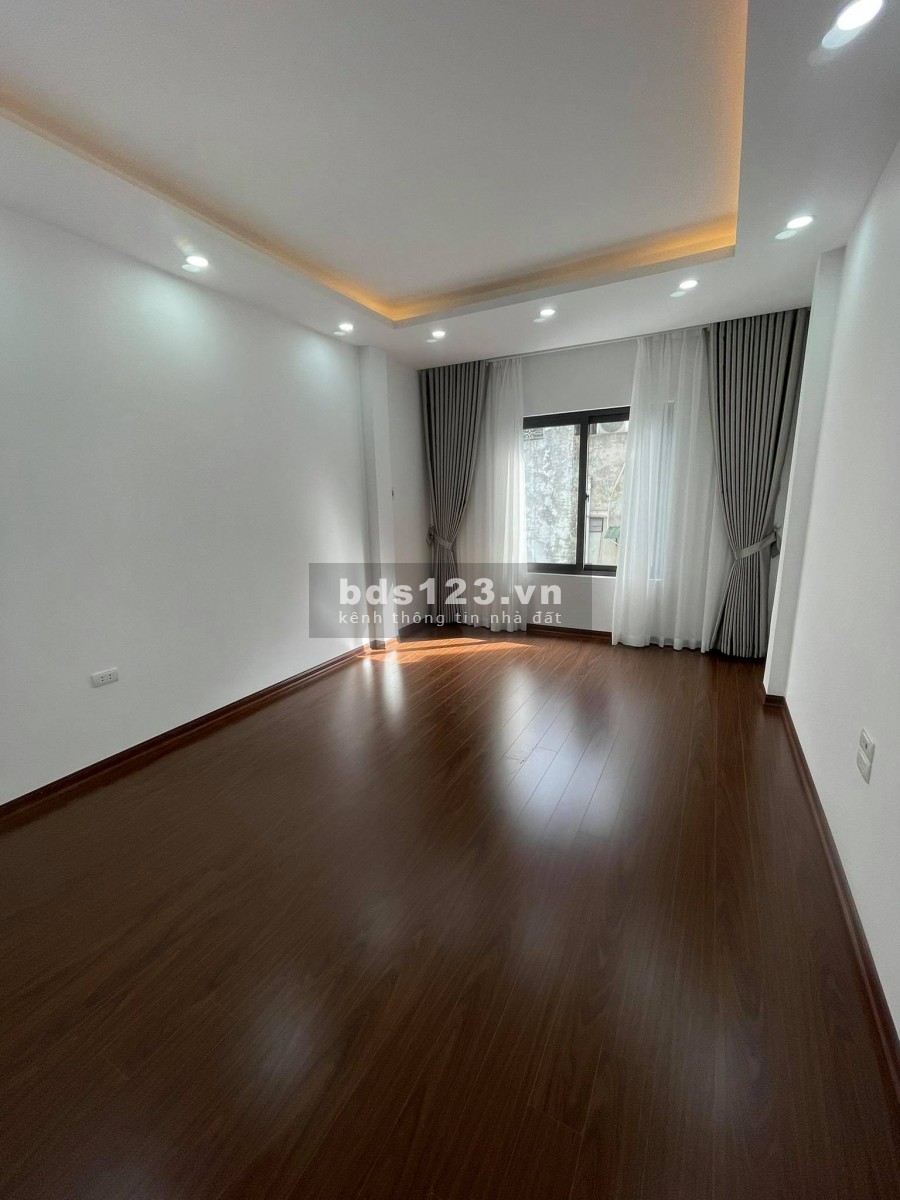 Hoa hậu Thanh Xuân nhỉnh 5 tỷ, nội thất đẳn cấp 5 sao, dt 56m2, 4 phòng ngủ, xem trong chỉ có mê