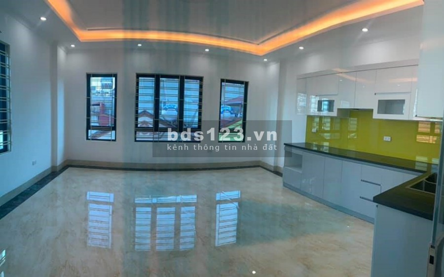 Nhà Đống Đa, 50m2x6T, MT 5,6m, lô góc, thang máy, ô tô, kinh doanh, giá 8,45 tỷ