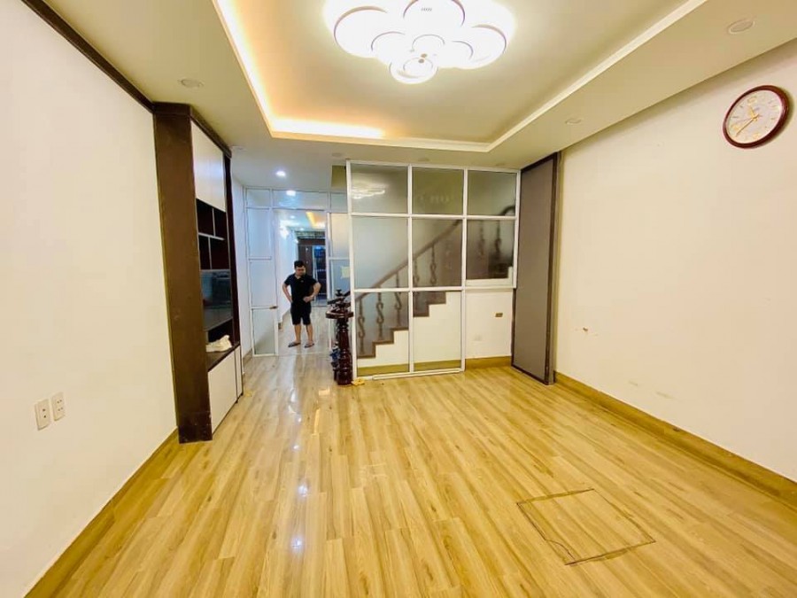 Bán gấp căn hộ LK Văn Quán, vị trí kinh doanh, 71m2, 5 tầng giá chỉ 11.5 tỷ (có thương lượng)