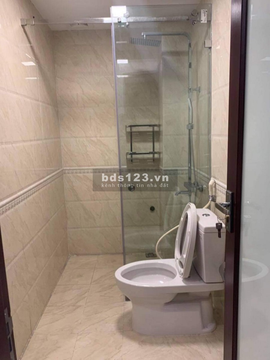 Bán nhà lô góc 2 mặt ô to tránh ngõ 78 Duy Tân diện tích 55m2, 4 tầng, mt 4m, giá bán 12,5 tỷ