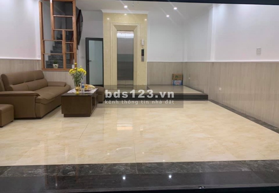Nhà Đống Đa, 50m2x6T, MT 5,6m, lô góc, thang máy, ô tô, kinh doanh, giá 8,45 tỷ