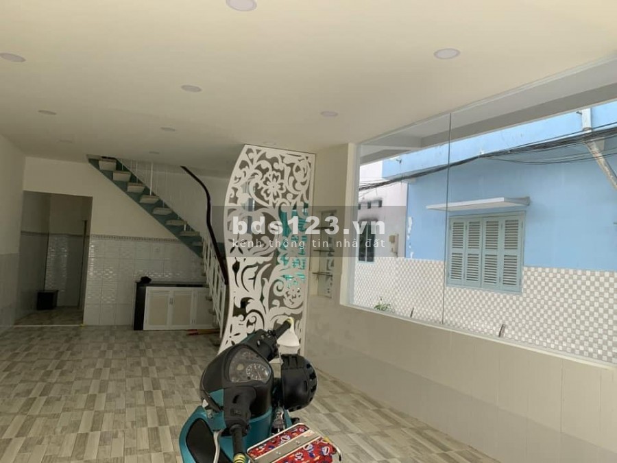 Bán nhà 2 tầng hẻm 7m CMT8 P13 Q10, dt 48m2 vị trí kinh doanh