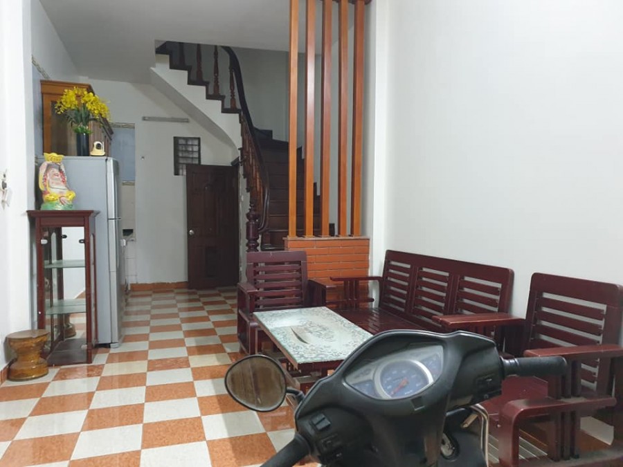 Bán nhà Thanh Xuân, 5 Tầng, Chỉ 3.5 tỷ. Ngõ Thông, Xe 3 gác đua