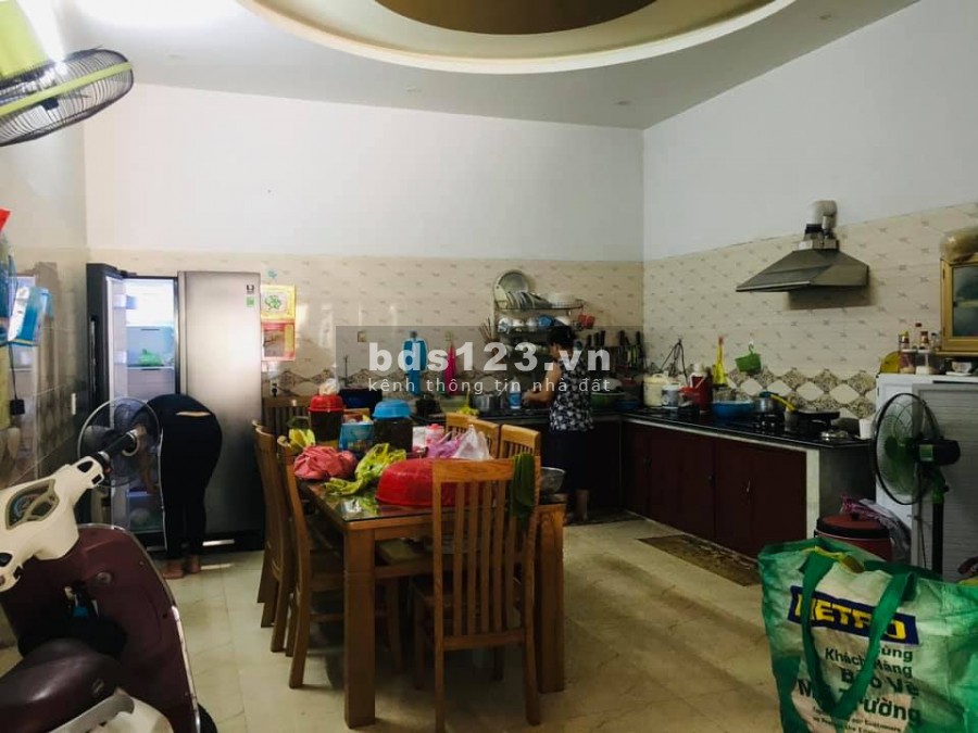 Nhà đẹp TĐC Vinhome Xi Măng.4 tầng 70m2 giá sốc 3,85 tỷ