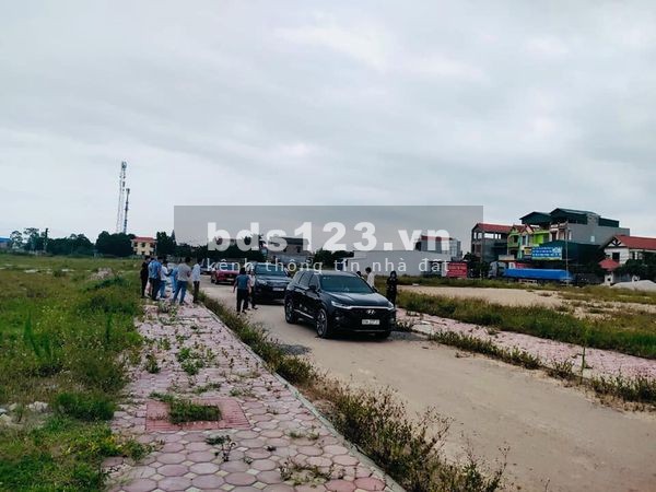Cần bán gấp lô đất mặt đường chính tại Cẩm Xá Mỹ Hào Hưng Yên