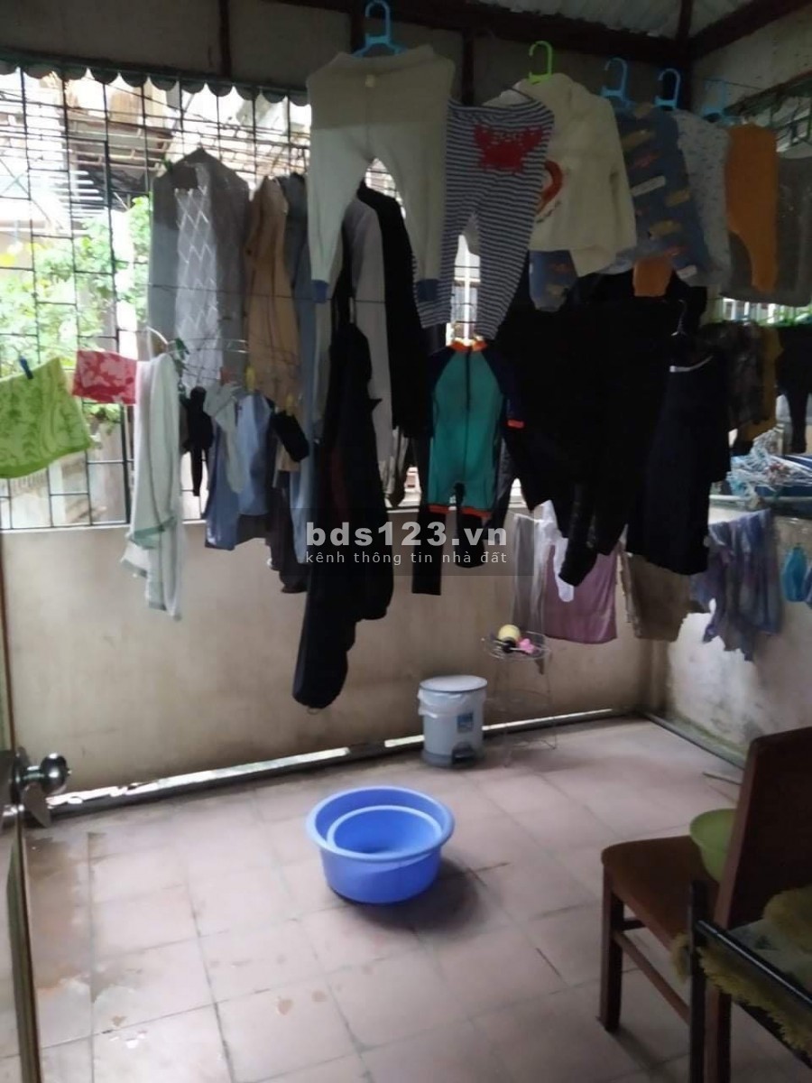 Bán nhà thanh lý nhanh ở Quận Hai Bà Trưng dt 43m2, 3 tầng bê tông, giá 3.8 tỷ