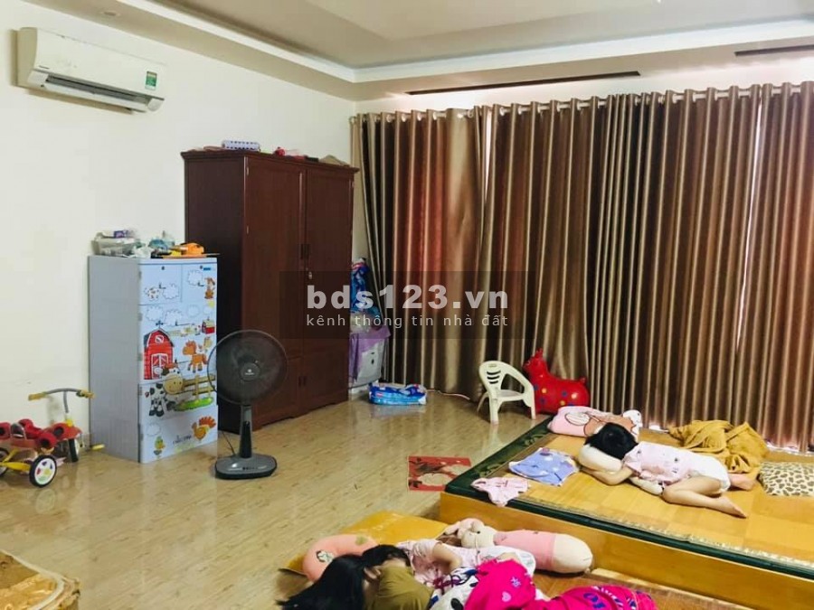 Nhà đẹp TĐC Vinhome Xi Măng.4 tầng 70m2 giá sốc 3,85 tỷ