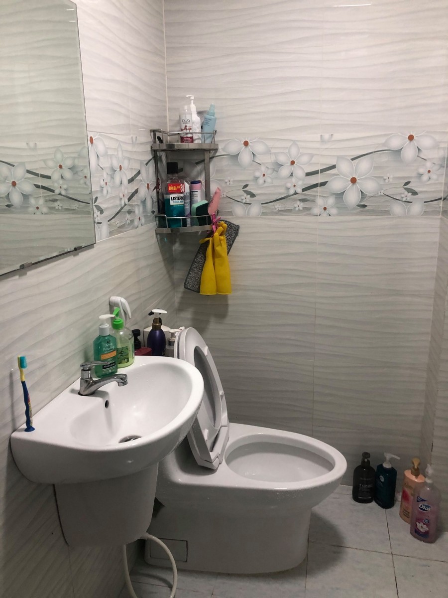 Cần bán gấp nhà đẹp ở ngay - tiện ích không thiếu thứ gì xem là thích