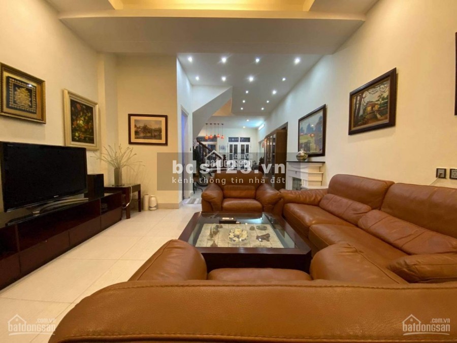 Bán nhà Phố Thái Hà, Đống Đa. 130m2x4T, Mt 4m, giá 15.5 tỷ. Ô tô tránh nhau.
