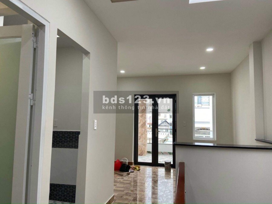Bán nhà huỳnh văn bánh phường 17 quận phú nhuận 74m2 giá bán 17,5 tỷ