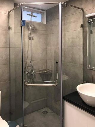 Bán nhà, Nội thất đẹp, Hoàng Quốc Việt, 59m2, 4 tầng, giá hơn 4 tỷ