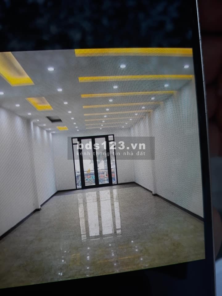 Nhà siêu hiếm mặt phố Tây Sơn kinh doanh sầm uất diện tích siêu rộng