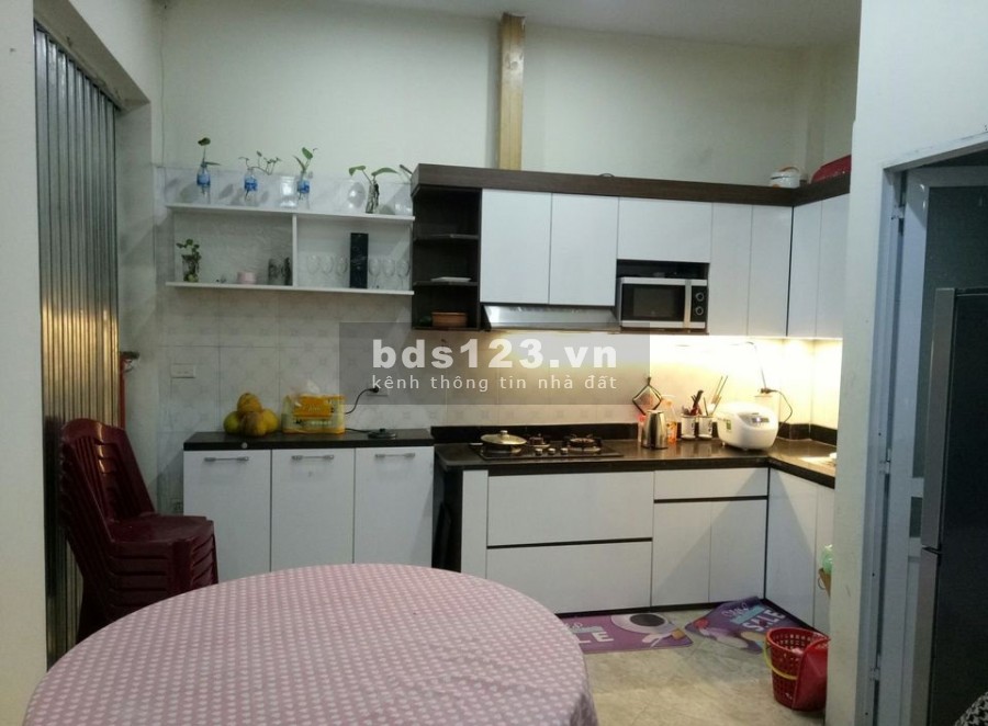 Bán nhà Ngọc Lâm 47m2*4T lô góc, mt 15m, ô tô gần phố, giá 3.34 tỷ