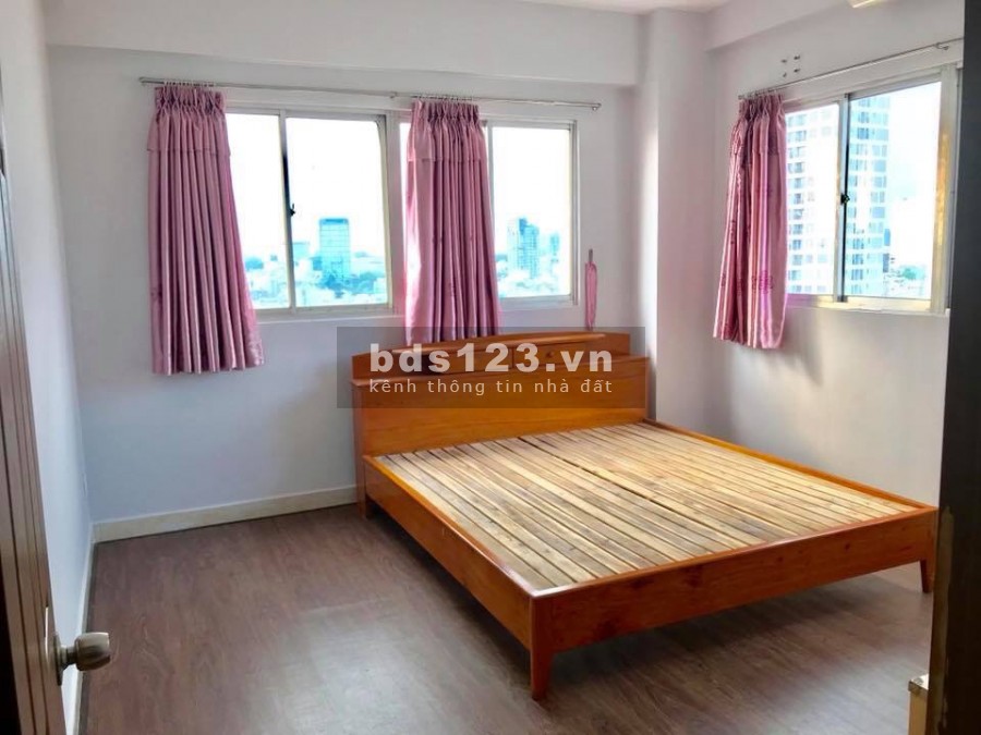 Chính chủ bán gấp giá tốt căn hộ H3 Hoàng Diệu 75m2 2pn Full nội thất