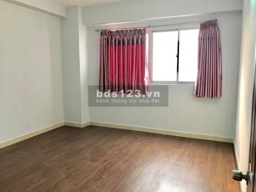 Chính chủ bán gấp giá tốt căn hộ H3 Hoàng Diệu 75m2 2pn Full nội thất