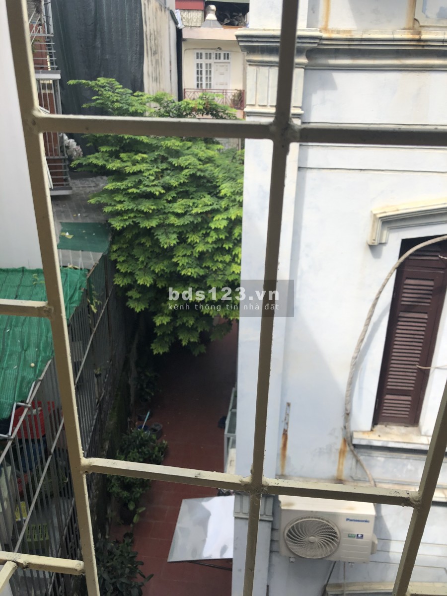 Bán nhà tại ngõ 168 Hào Nam, Đống Đa, Hà Nội, chính chủ, pháp lí đủ, giá bán 2.8 tỷ