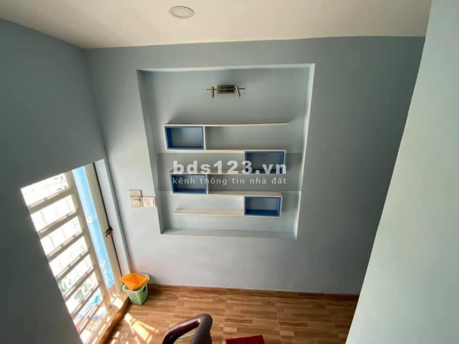 Gò Vấp đường số 21, bán nhà hẻm xe tải dt 40m2 giá 5.6 tỷ phường 8 Quận Gò Vấp