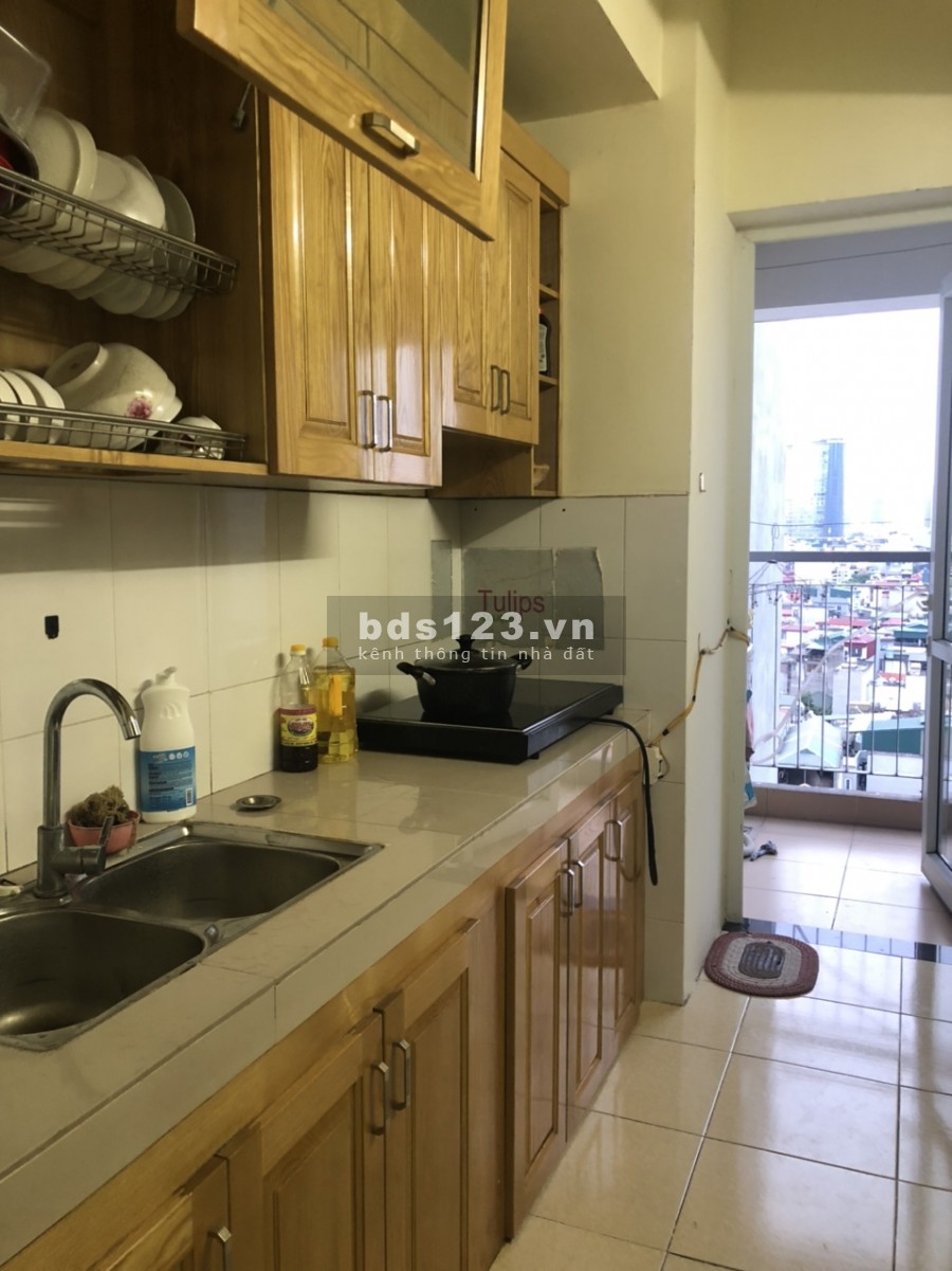 Cho thuê chung cư 187 Tây Sơn, Đống Đa, dt75m 2PN thoáng mát có đồ giá 9 triệu/th LH 0988296228